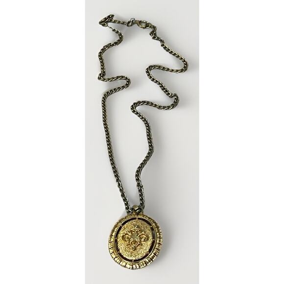 Vintage Cameo or Fleur De Lis REVERSIBLE Pendant Necklace Gold Tone - 28” - Picture 5 of 14